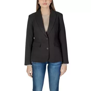 Черные костюмы и блейзеры из переработанного полиэстера ONLY