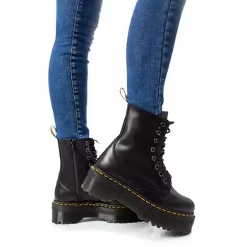 Черные кожаные ботинки Dr. Martens