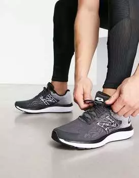 Черные кроссовки New Balance 680