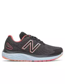 Черные кроссовки New Balance Fresh Foam 680v7