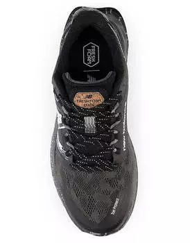 Черные кроссовки New Balance Garo