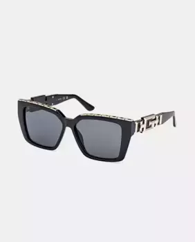 Черные квадратные женские солнцезащитные очки Guess