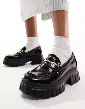 Черные лакированные лоферы на массивной подошве ASOS Magnus