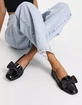 Черные лаковые лоферы на плоской подошве ASOS Mentor с бантом