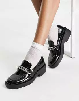 Черные лоферы на плоской подошве с цепочкой в виде сердца ASOS DESIGN Melba