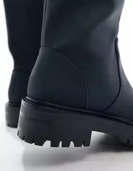 Черные матовые резиновые сапоги Pull&Bear