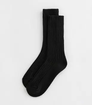 Черные носки эластичной вязки в рубчик New Look, черный