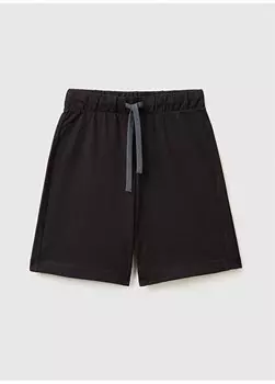 Черные однотонные шорты выше колена для мальчиков 3BL0C901H Benetton, черный