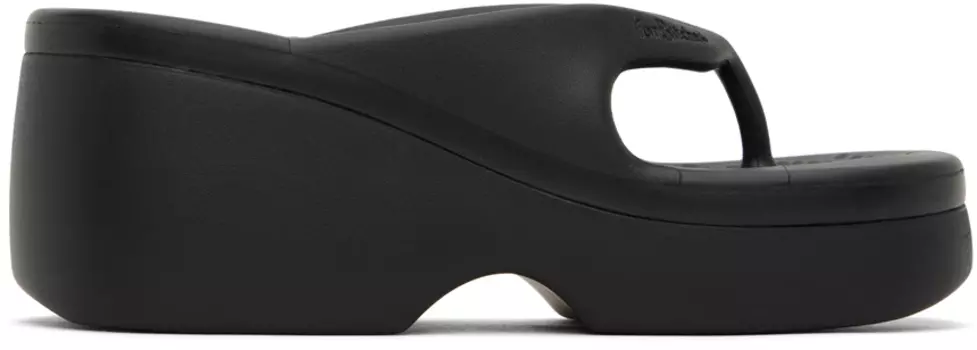 Черные шлепанцы на платформе forBitches