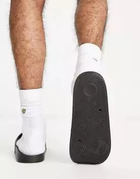 Черные шлепанцы с тиснением VAI21