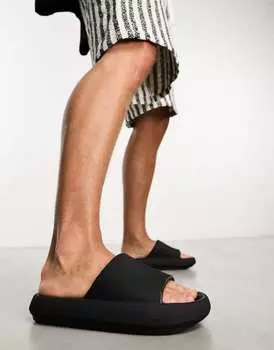 Черные шлепанцы schuh Hayes