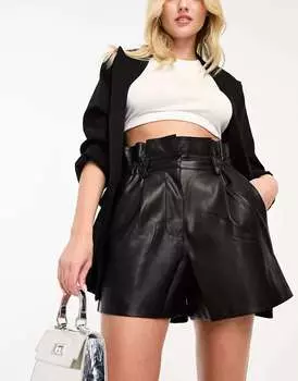 Черные шорты из искусственной кожи с поясом в виде бумажного пакета River Island