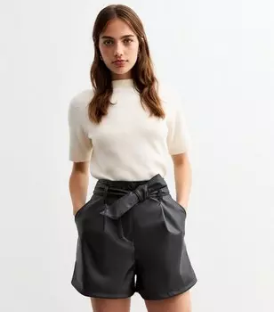 Черные шорты из искусственной кожи с завязкой на талии New Look, черный
