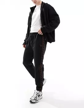 Черные спортивные брюки Fred Perry с контрастной отделкой