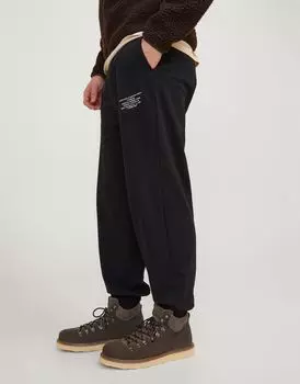 Черные спортивные брюки свободного кроя с принтом Jack & Jones