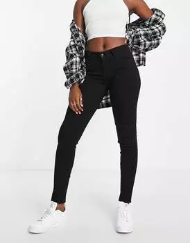 Черные суперскинни Levi's 710