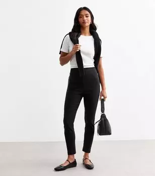 Черные узкие брюки строгого кроя с карманами на молнии Petite New Look, черный