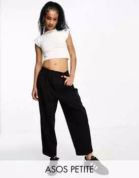 Черные зауженные брюки с отворотом на подоле ASOS DESIGN Petite
