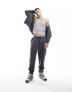 Черные зауженные спортивные брюки ASOS DESIGN