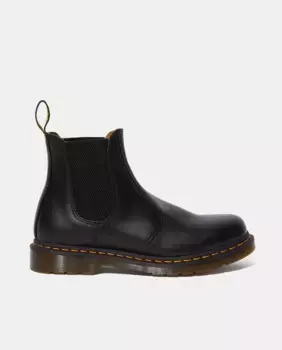 Черные женские ботильоны типа «челси» на плоской подошве с прострочкой и застежкой сзади Dr. Martens