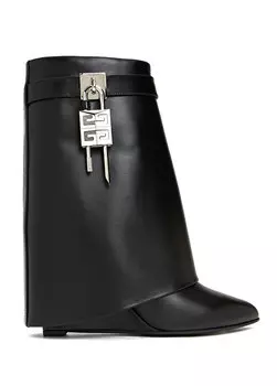 Черные женские кожаные ботинки с замком shark lock Givenchy