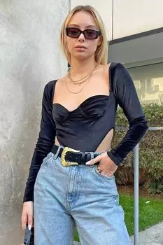 Черный бархатный женский боди в рубчик на груди Swist