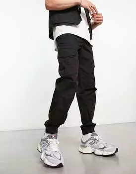 Черный карго с эффектом потертости River Island
