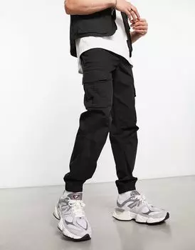 Черный карго с эффектом потертости River Island