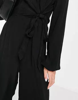 Черный комбинезон с запахом и завязками ASOS DESIGN