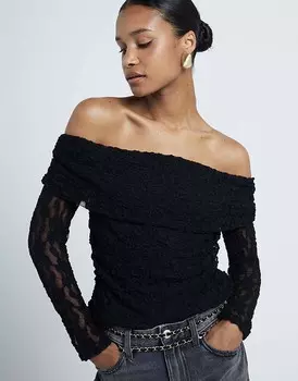 Черный кружевной топ с открытыми плечами River Island