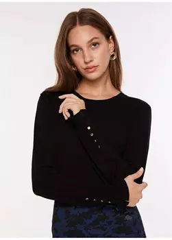 Черный однотонный женский свитер с круглым вырезом Fabrika