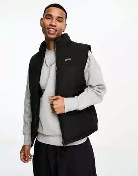 Черный пуховик Pull&Bear
