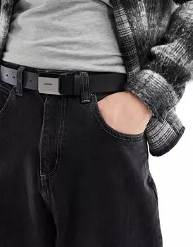 Черный ремень Calvin Klein со скошенной бляшкой, 35 мм