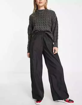 Черный спортивный костюм с разрезом по низу Weekday Denali