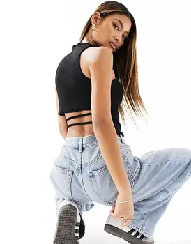 Черный топ-борцовка ASOS Design – с воротником сзади и ремешком