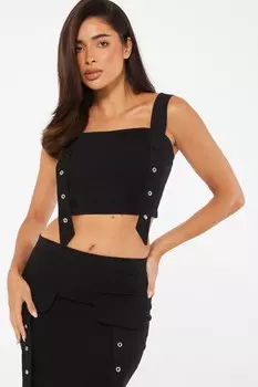 Черный топ с бретельками и люверсами QUIZ Clothing