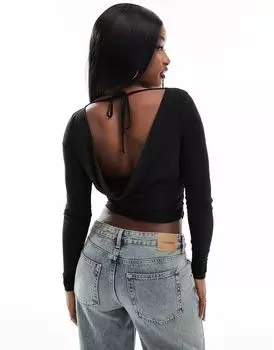 Черный топ с длинными рукавами и воротником на спине ASOS