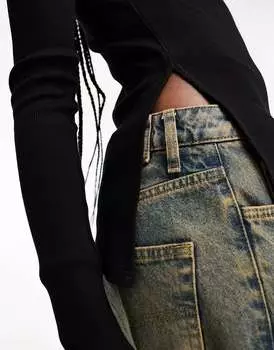 Черный удлиненный топ с открытыми плечами и разрезами по бокам в рубчик Weekday