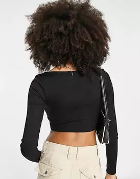 Черный укороченный топ с длинными рукавами и корсетом Pull&Bear