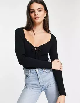 Черный вязаный топ с вырезом в форме сердца и шнуровкой спереди ASOS