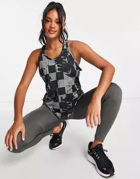 Черный жилет с принтом Nike Running One Novelty Seasonal