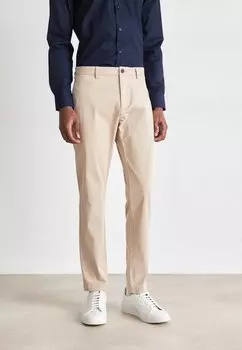 Чино DAVID HUGO, цвет medium beige
