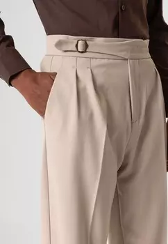 Чиносы Antioch, молочный