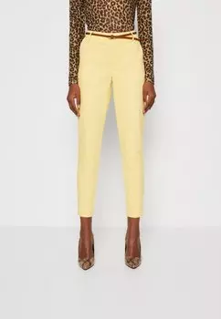 Чиносы b.young