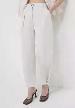 Чиносы BARREL FIT Calliope, белый