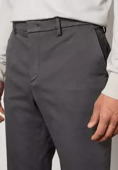 Чиносы Falconeri, серый