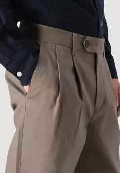 Чиносы REGULAR ADAM Selected Homme, коричневый