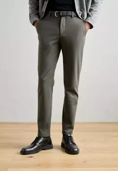 Чиносы SUPERFLEX Lindbergh, оливковый