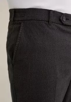 Чиносы WE Fashion, черный