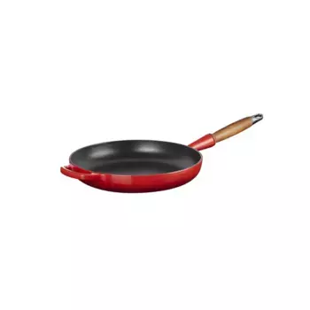 Чугунная сковорода Le Creuset с деревянной ручкой, вишня
